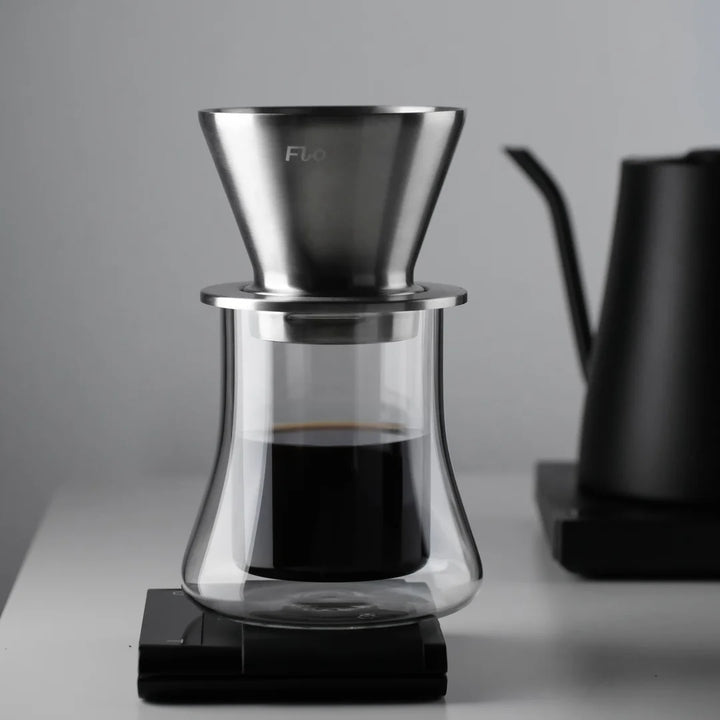 Varia FLO 0.4L Glass Server mit FLO Dripper – Coffee Coaching Club 6