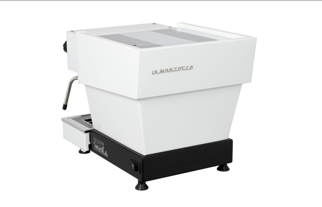 La Marzocco Linea Mini R in Bianco – Vista Dettagliata – Coffee Coaching Club 12