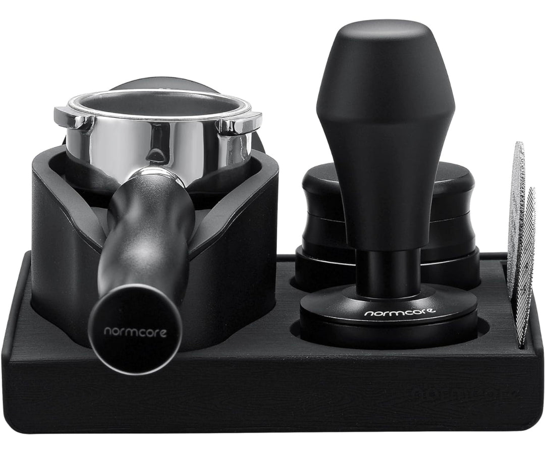 Normcore Tampingstation kompakt mit Siebträger – Coffee Coaching Club 2