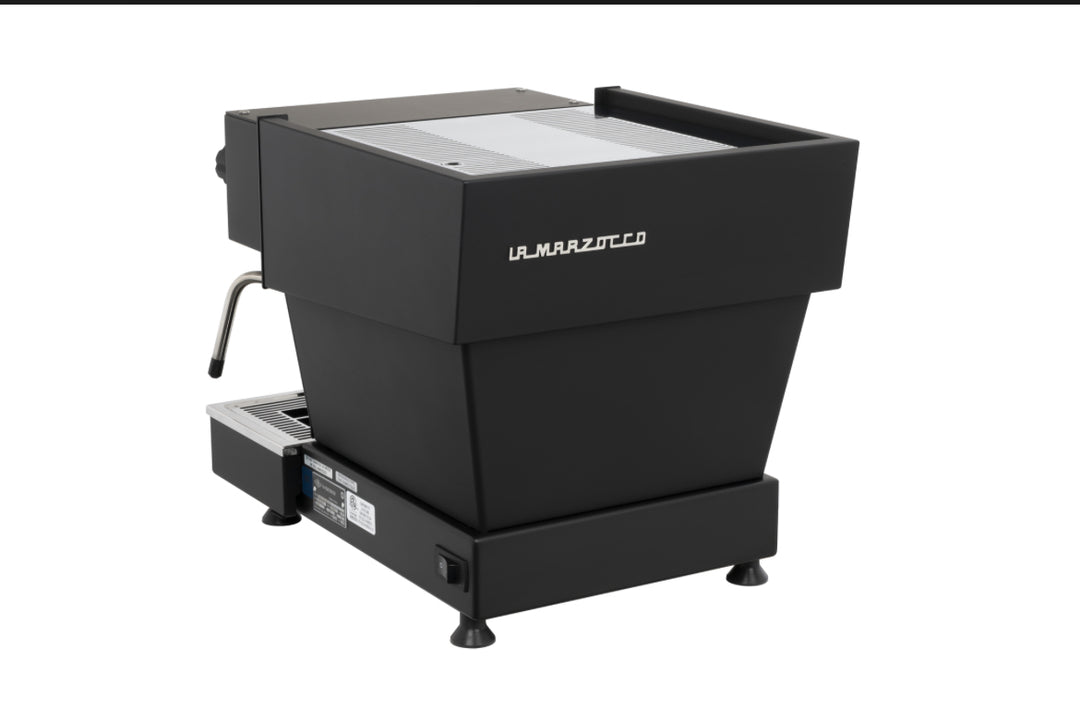 La Marzocco Linea Mini R in Nero – Vista Dettagliata – Coffee Coaching Club 3