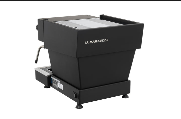 La Marzocco Linea Mini R in Nero – Vista Dettagliata – Coffee Coaching Club 3