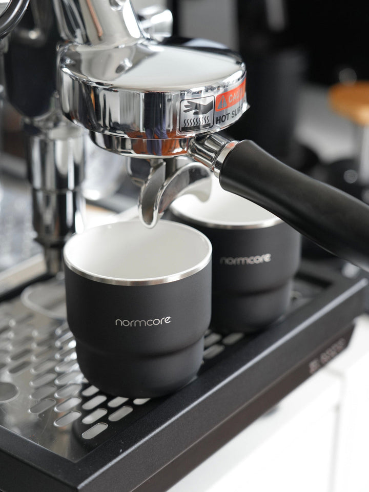 Normcore Espresso-Tassen stapelbar – Coffee Coaching Club 4