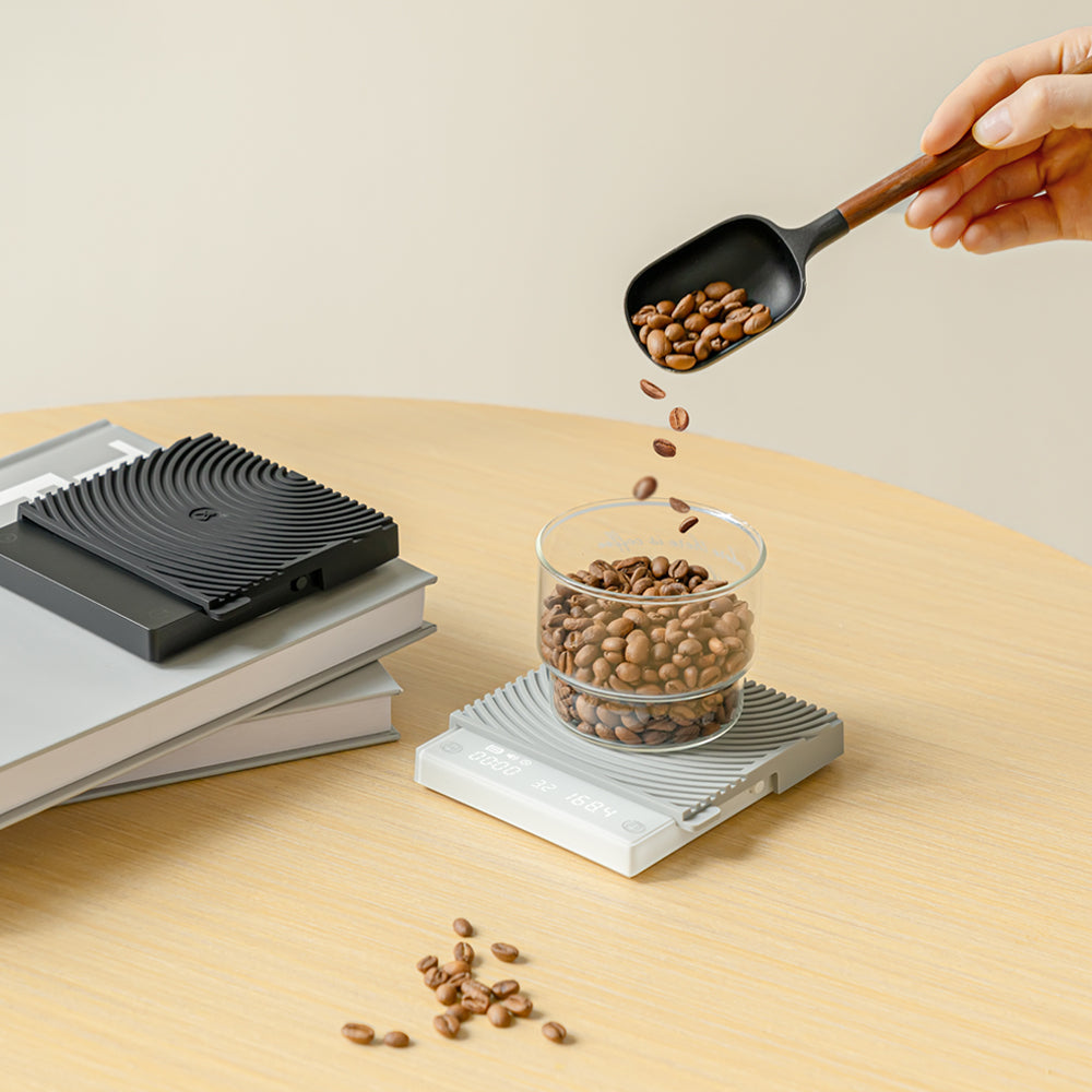 Timemore Black Mirror Basic Mini coffee scale - Coffee Coaching Club