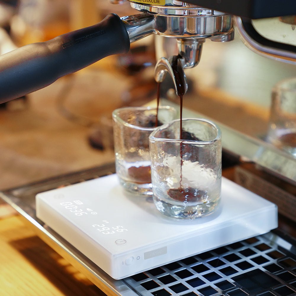 Timemore Black Mirror Basic 2 coffee scale - Coffee Coaching Club