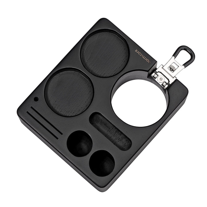 Normcore Compact Tamping Station Slots für Tamper und Distributor – Coffee Coaching Club 2