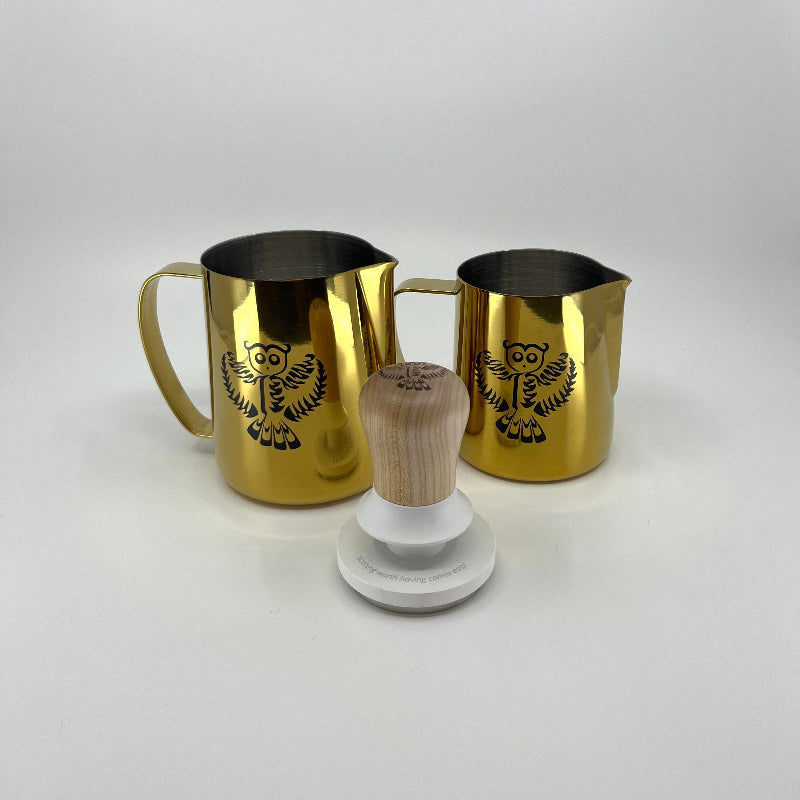 Dario Pieber Pro Bundle 2 pitcher and tamper - Coffee Coaching Club GmbH