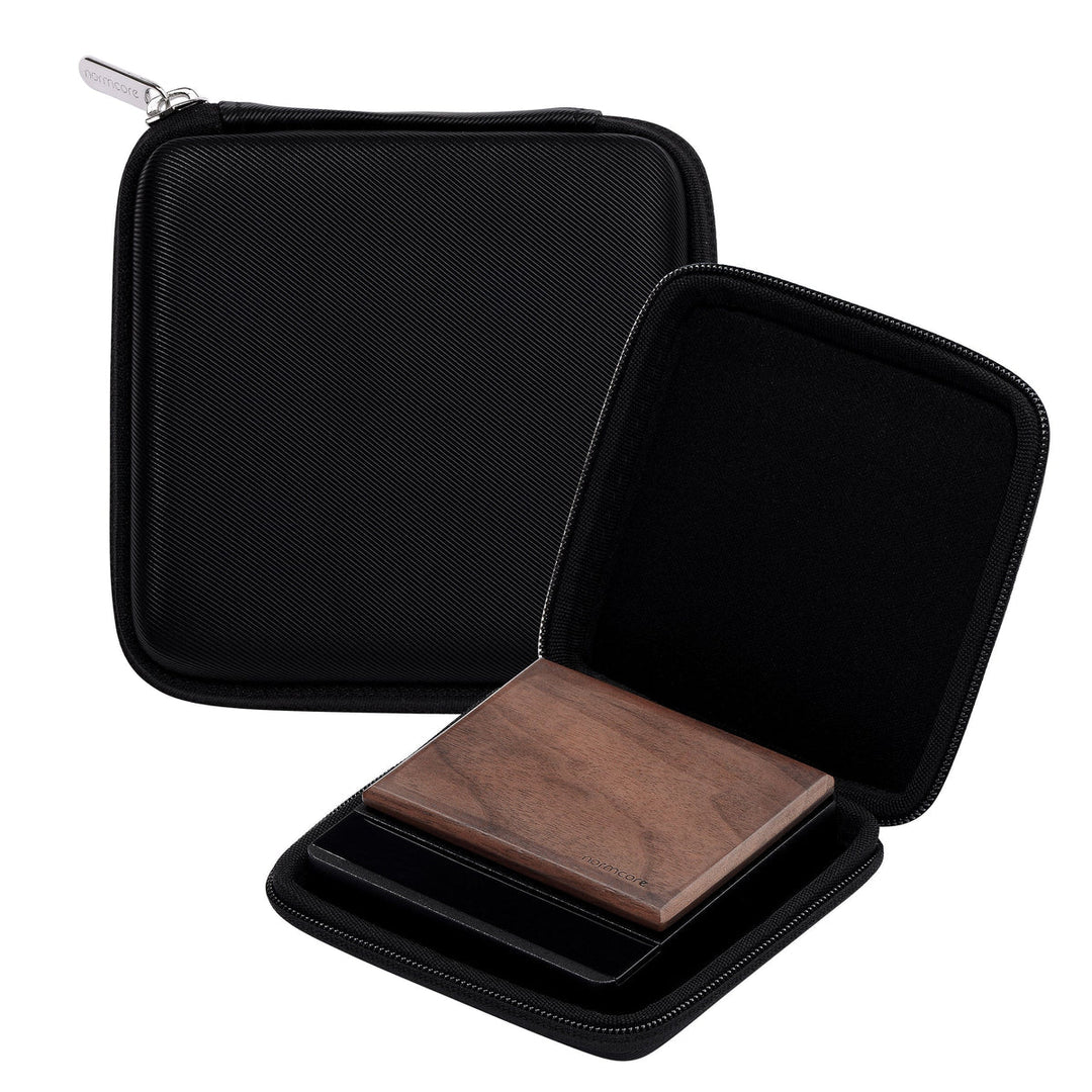 Normcore balance noyer pendant le pour-over – Coffee Coaching Club 6