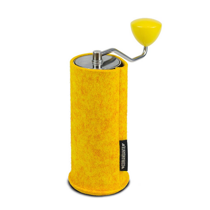 Comandante C40 housse de protection en feutre SAFFRON - Coffee Coaching Club