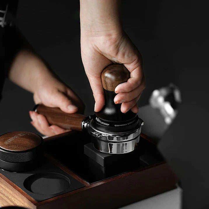 MHW-3BOMBER Tamper per Espresso Flash 53.35 mm: perfetto per estrazioni costanti e precise - Coffee Coaching Club