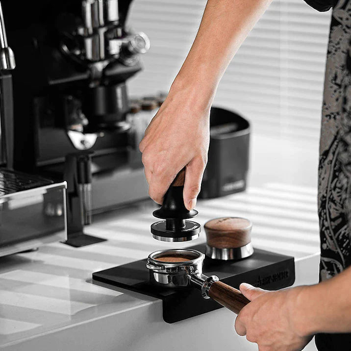 MHW-3BOMBER Tamper per Espresso Flash 53.35 mm: perfetto per estrazioni costanti e precise - Coffee Coaching Club