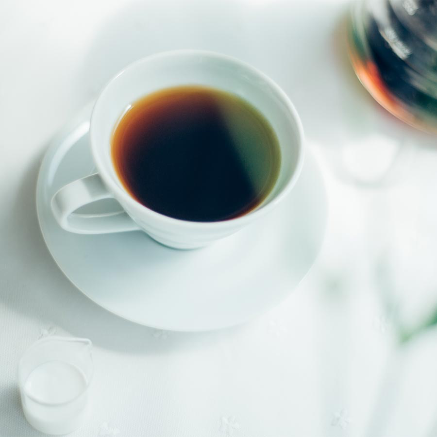 Tazza in ceramica e piattino Hario con design V60 150ml - Bianco - Coffee Coaching Club