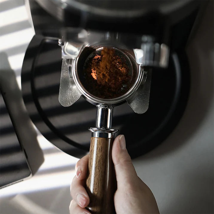MHW-3BOMBER Portafiltro sin fondo 58 mm para La Marzocco (E61) - Coffee Coaching Club