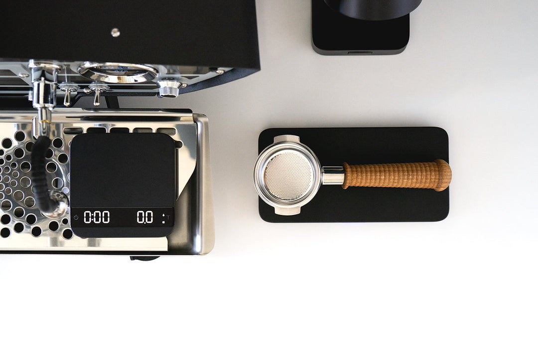 Acaia Umbra Duo in anodized aluminum - Coffee Coaching Club 5