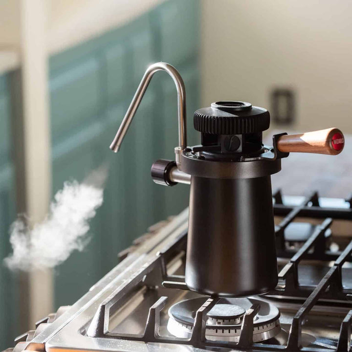 Flair Wizard Steamer with wooden handle - Coffee Coaching Club 5