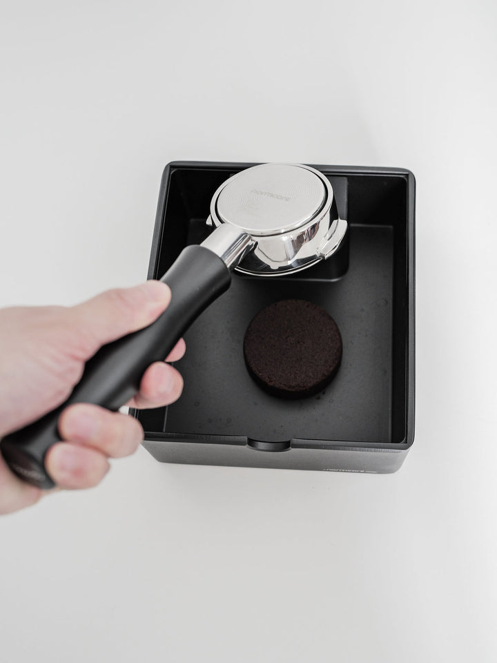 Normcore Compact Espresso Knock Box Detailansicht – Coffee Coaching Club 6