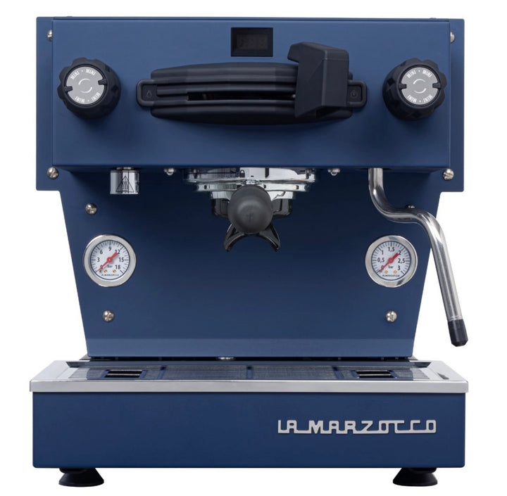La Marzocco Linea Mini R in Marineblau – Frontansicht – Coffee Coaching Club