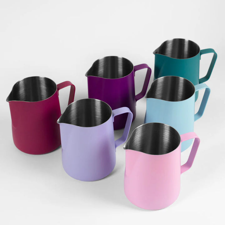 Rhino Classic Lattiera Barbie Pink 450 ml – Coffee Coaching Club 1