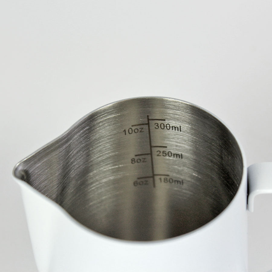 Rhino Pro Stealth Pitcher - coffee coaching club 2