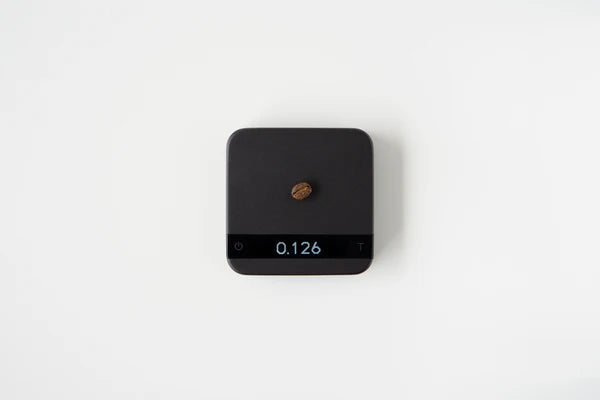 Acaia Pyxis Black Limited Edition — kompakte Wettkampf-Espressowaage 
mit 0.001 g Auflösung und OLED-Display