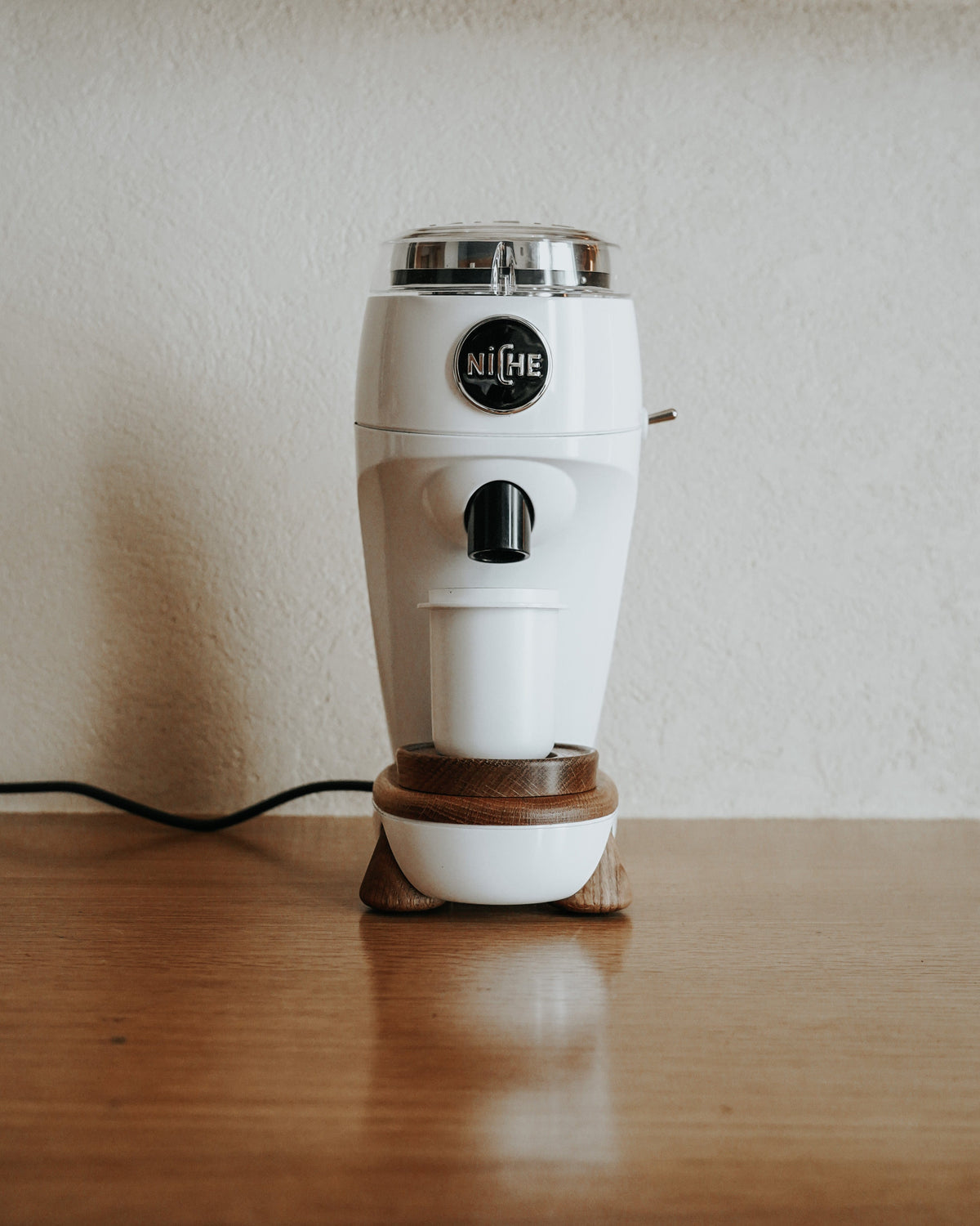 Dosing Cup Normcore blanc, bord circulaire – Coffee Coaching Club 2