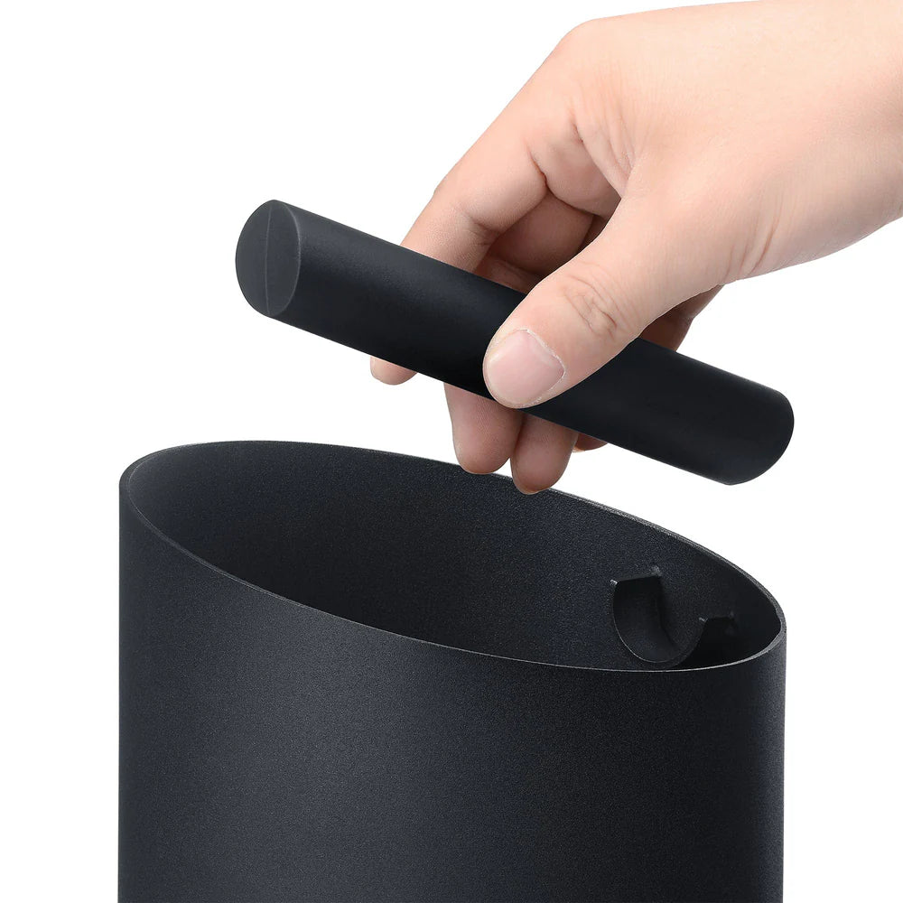 Normcore Heavy-Duty Knock Box runder schräger Behälter – Coffee Coaching Club 3