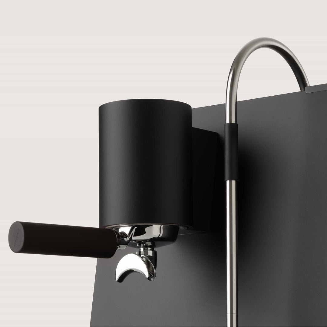 Ligre Youn designer espresso machine in matte black with beech accent – Coffee Coaching Club