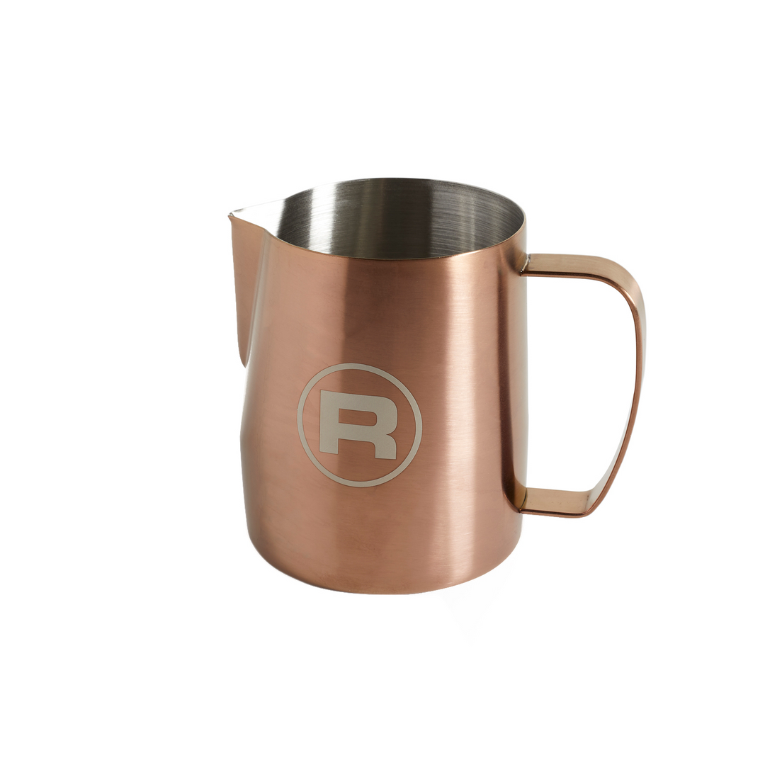 Rocket Pitcher Competition 35 cl jarro de leite areia-cobre – Coffee Coaching Club 1