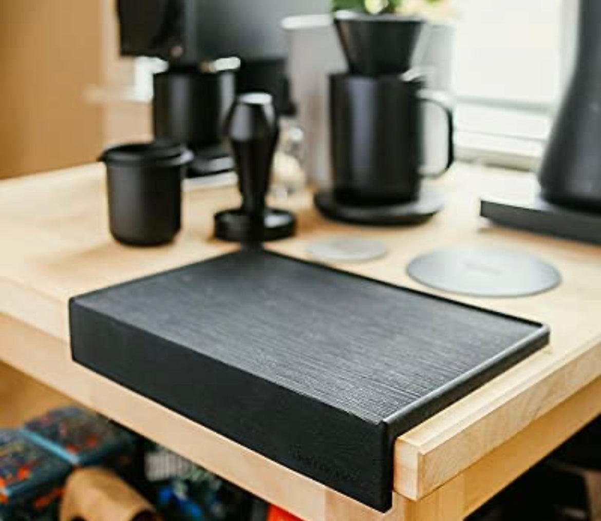 Normcore Tampmatte eckig mit höherem Rand – Coffee Coaching Club 2